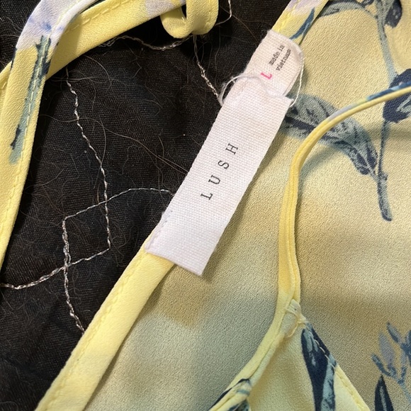 Halter Tank - Picture 3 of 3